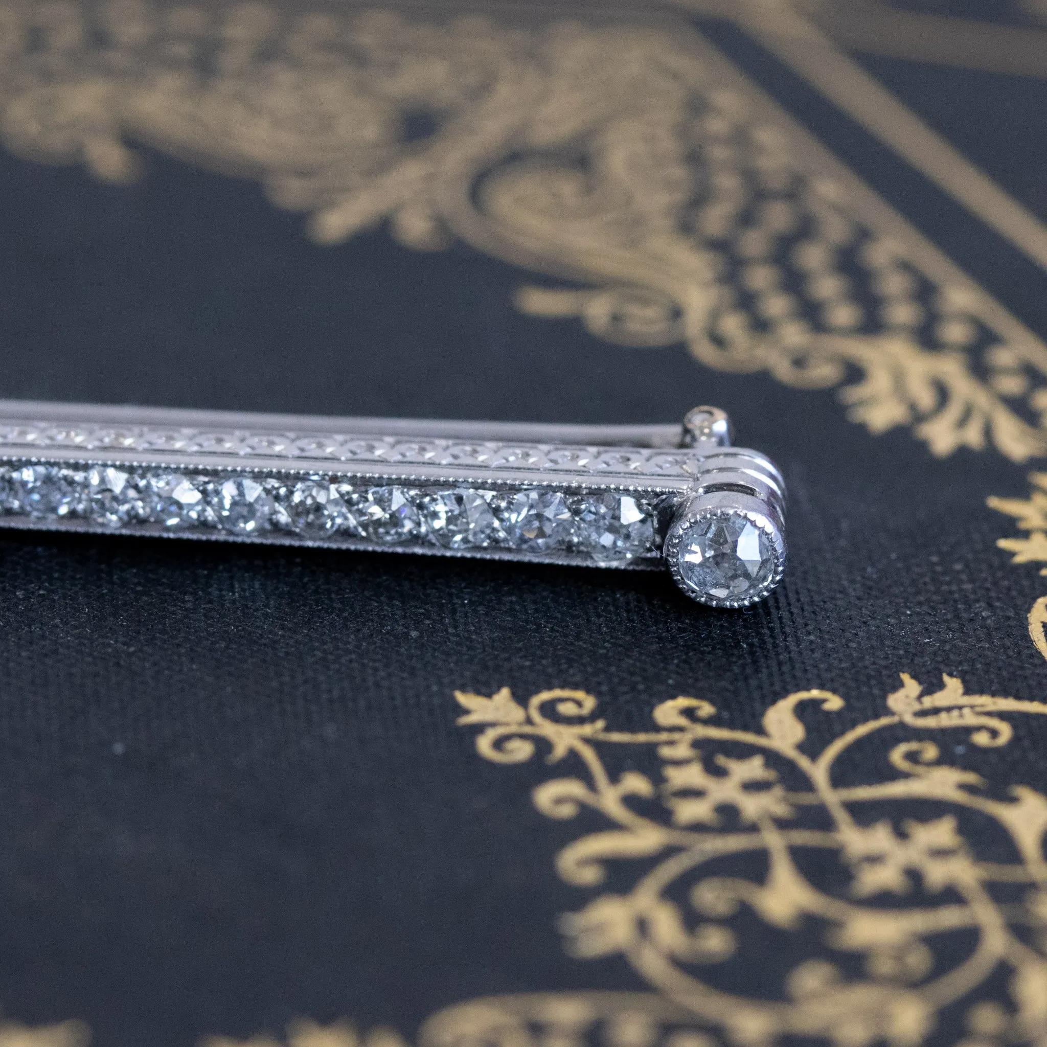 1.35ctw Art Deco Tapered Bar Brooch