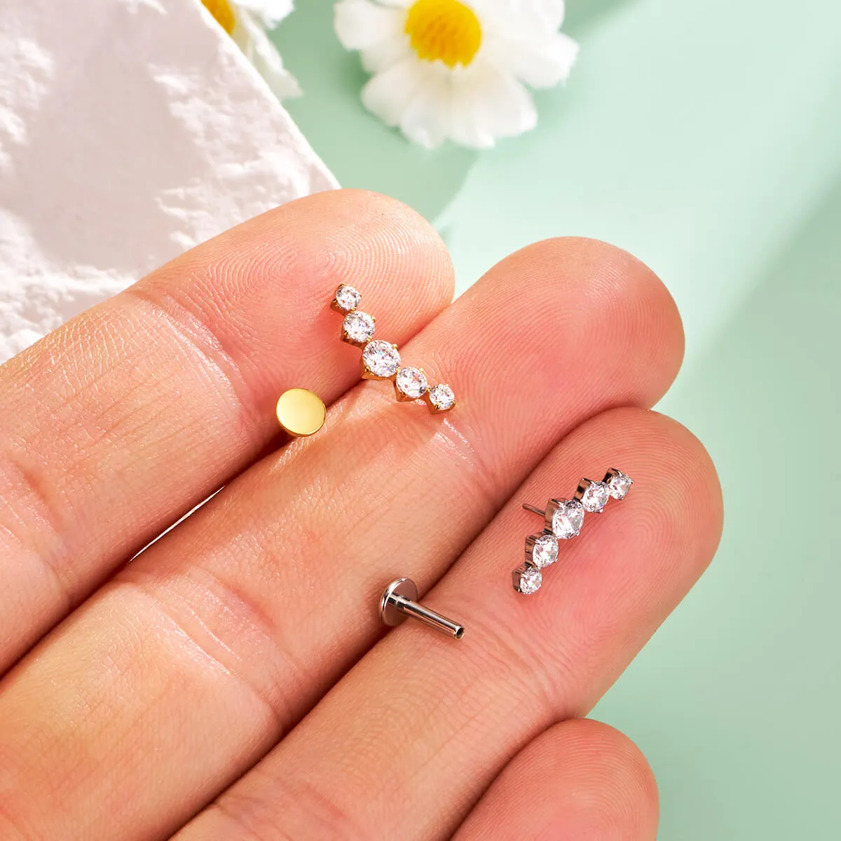 16G Threadless/Push Pin Flat Back Arc CZ Flat Cartilage Mantis Piercing Stud Earring