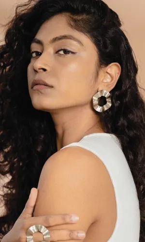 Anse Earrings in Gold & Silver