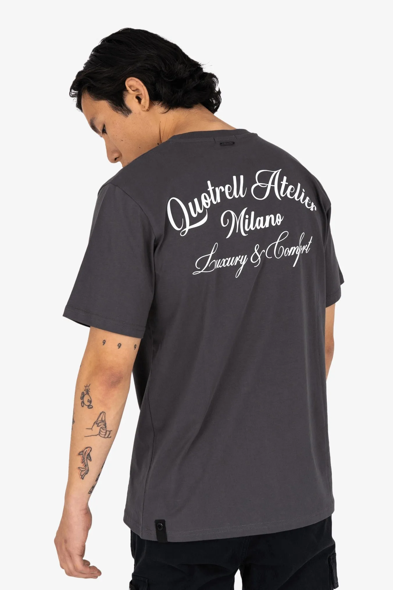 ATELIER MILANO T-SHIRT | ANTHRACITE/WHITE