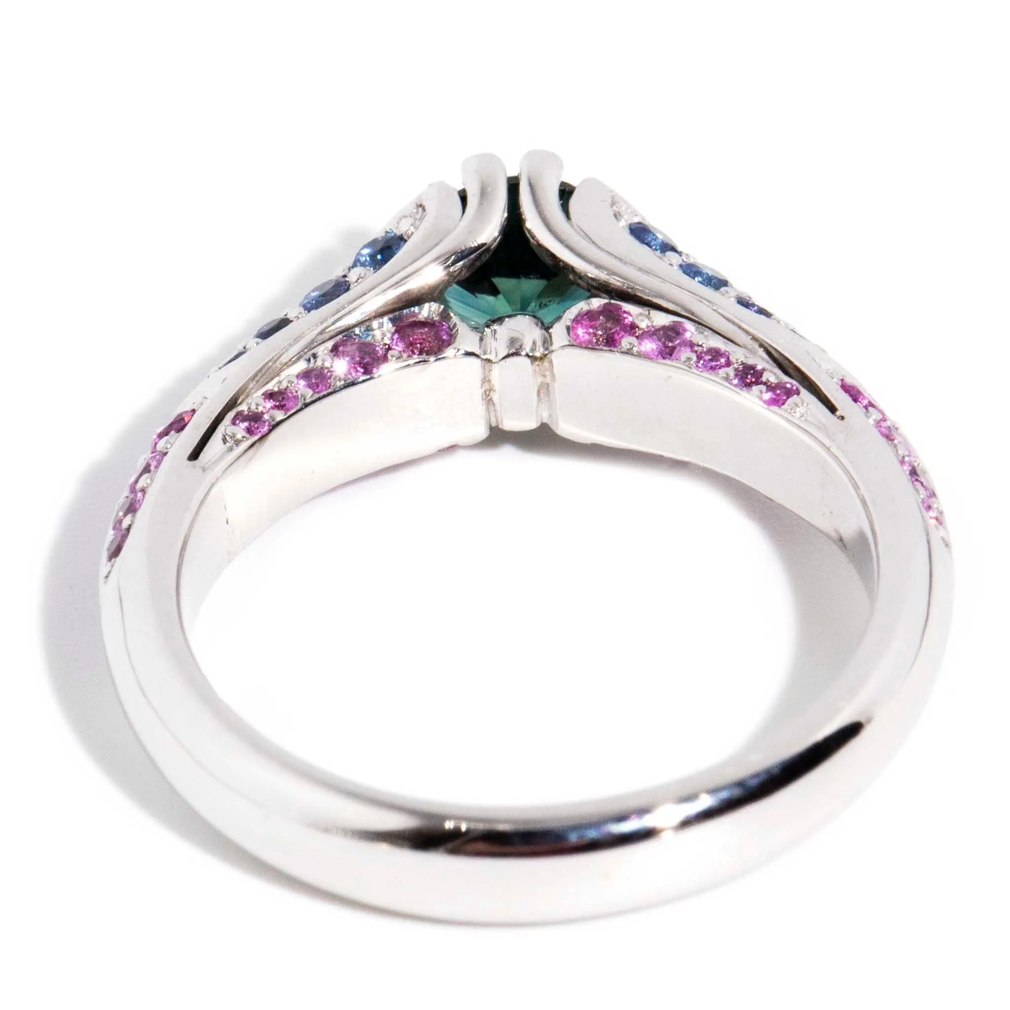 Aurelia 1990s Teal Sapphire Ring 18ct White Gold