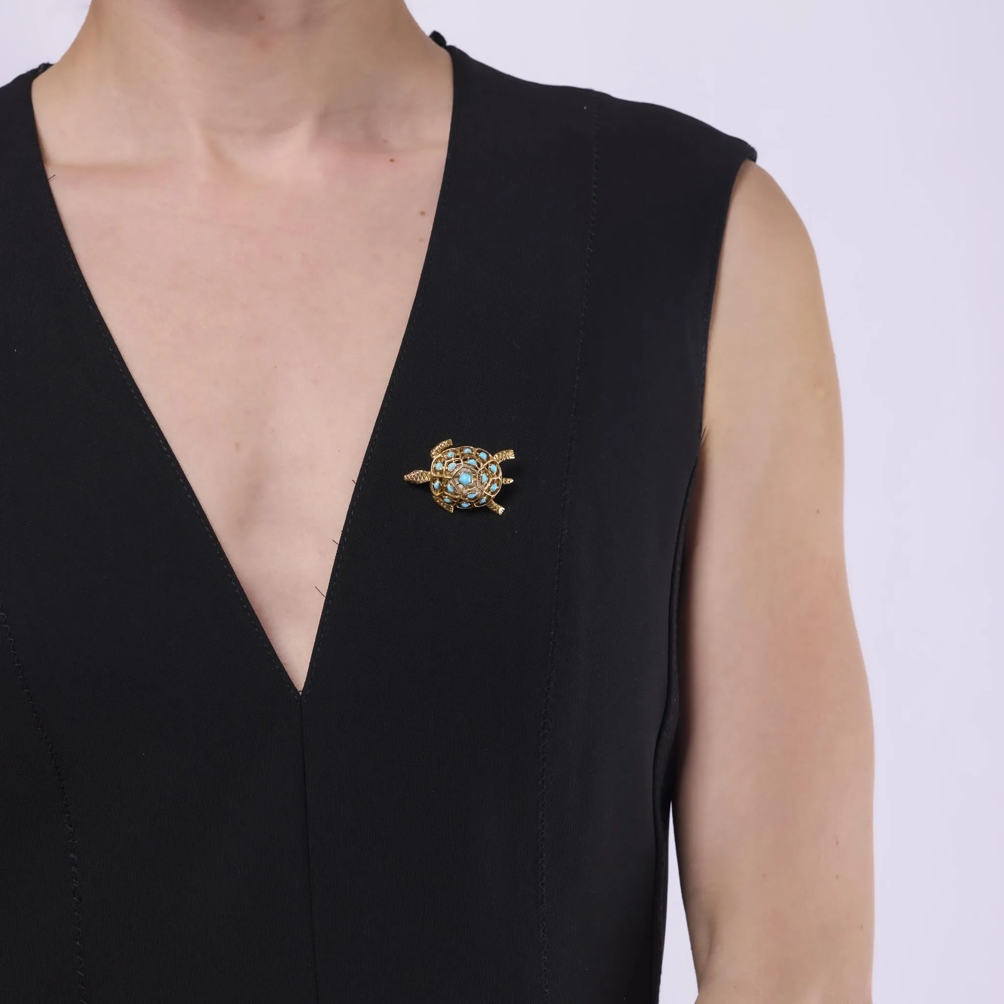 Boucheron Paris turquoise 18k yellow gold turtle brooch