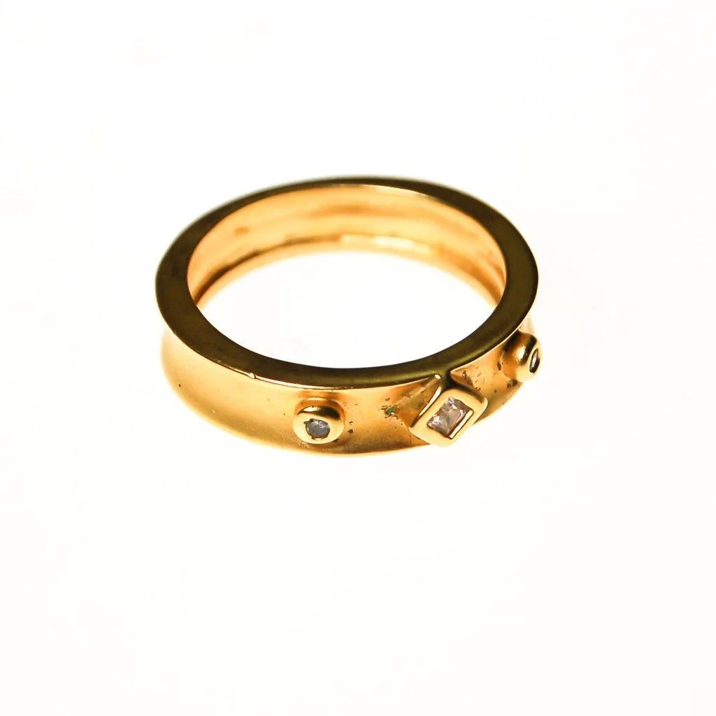 Brushed Gold Tone Band Ring, Bezel Set Cubic Zirconia, Modern, Minimalist, Ring Size 10
