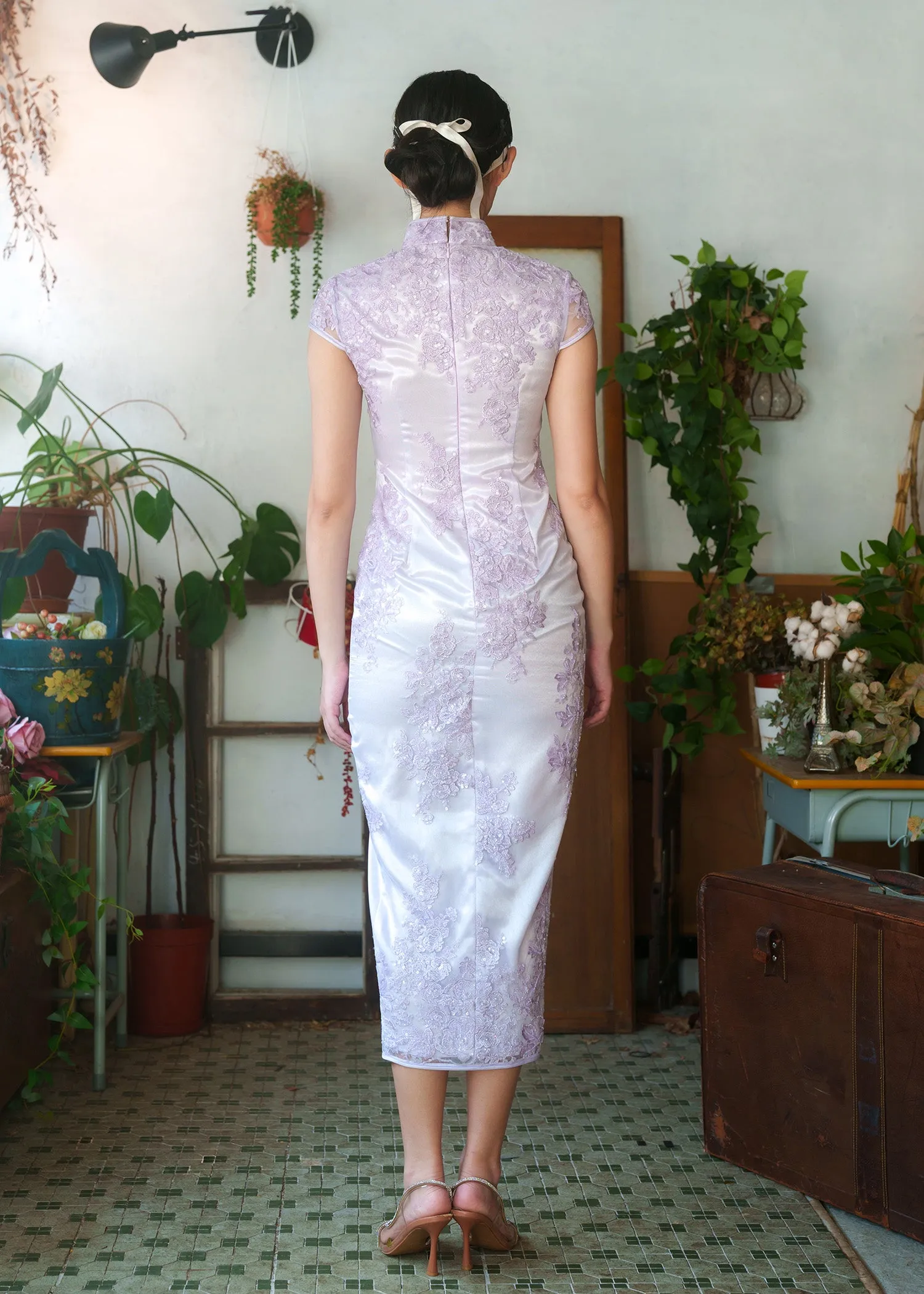 Cap Sleeves Lace Qipao (Lilac)