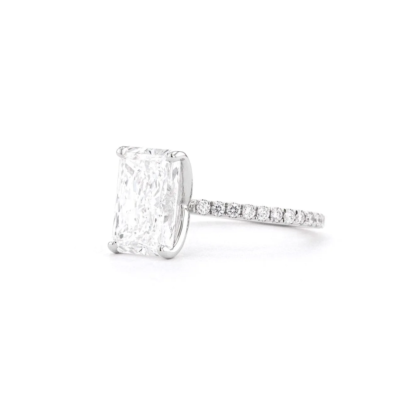 Caraline Radiant