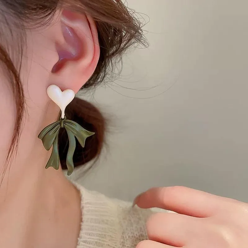 Charming Enamel Heart Dangling Ribbon Bowknot Earrings