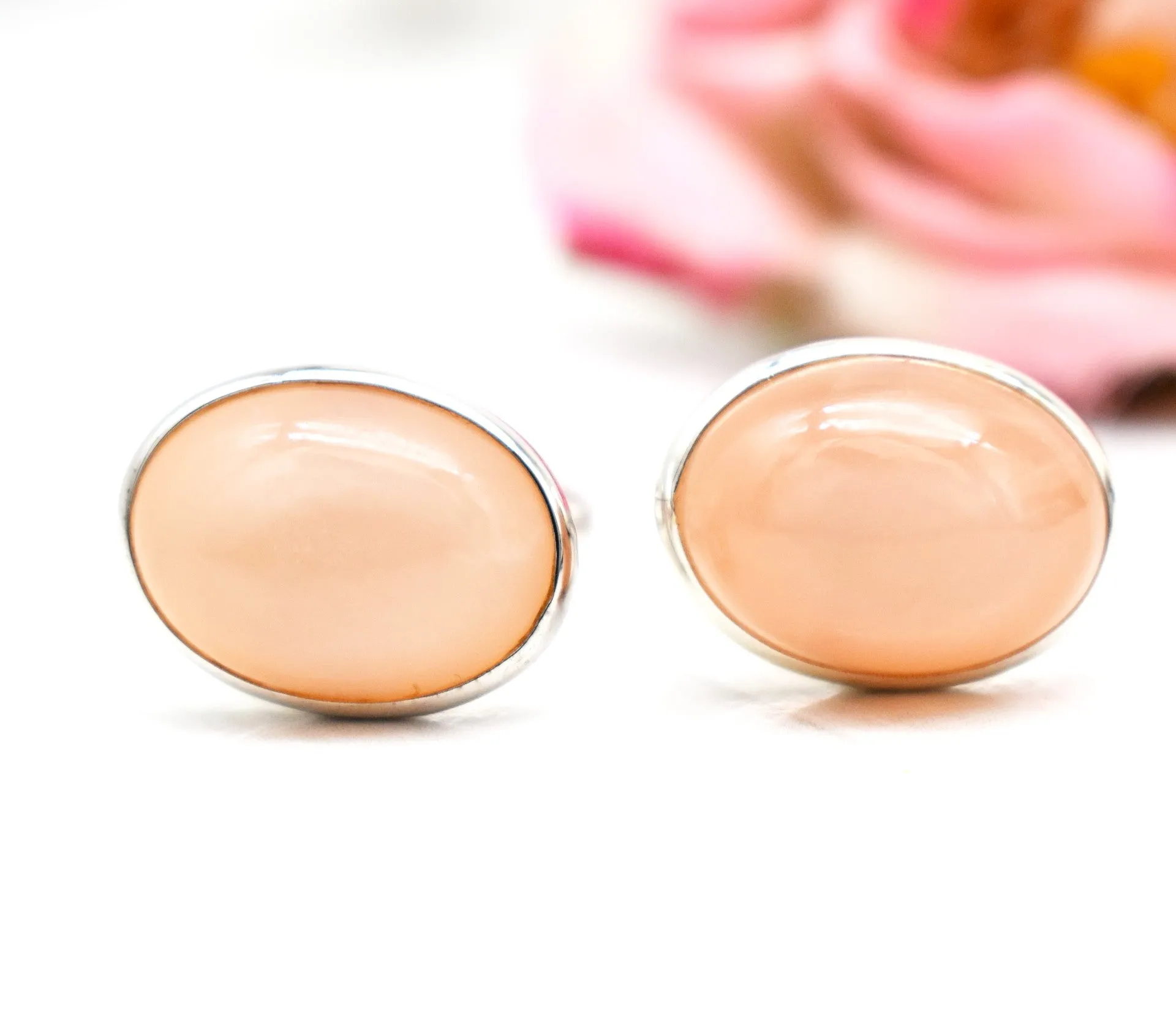 CHARMING MOON STONE CUFFLINKS