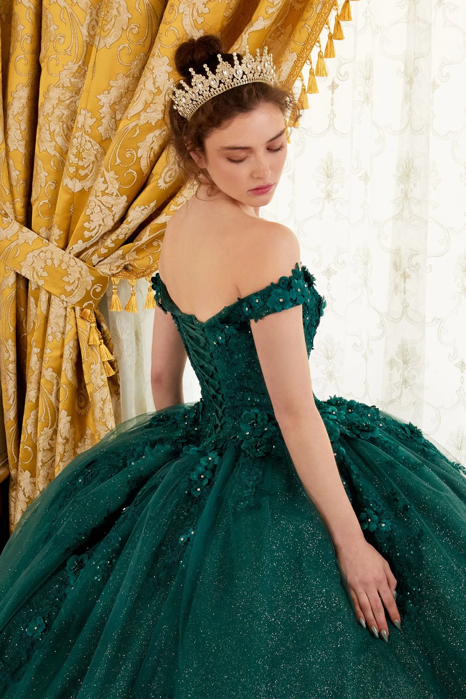 Cinderella Divine- 15702