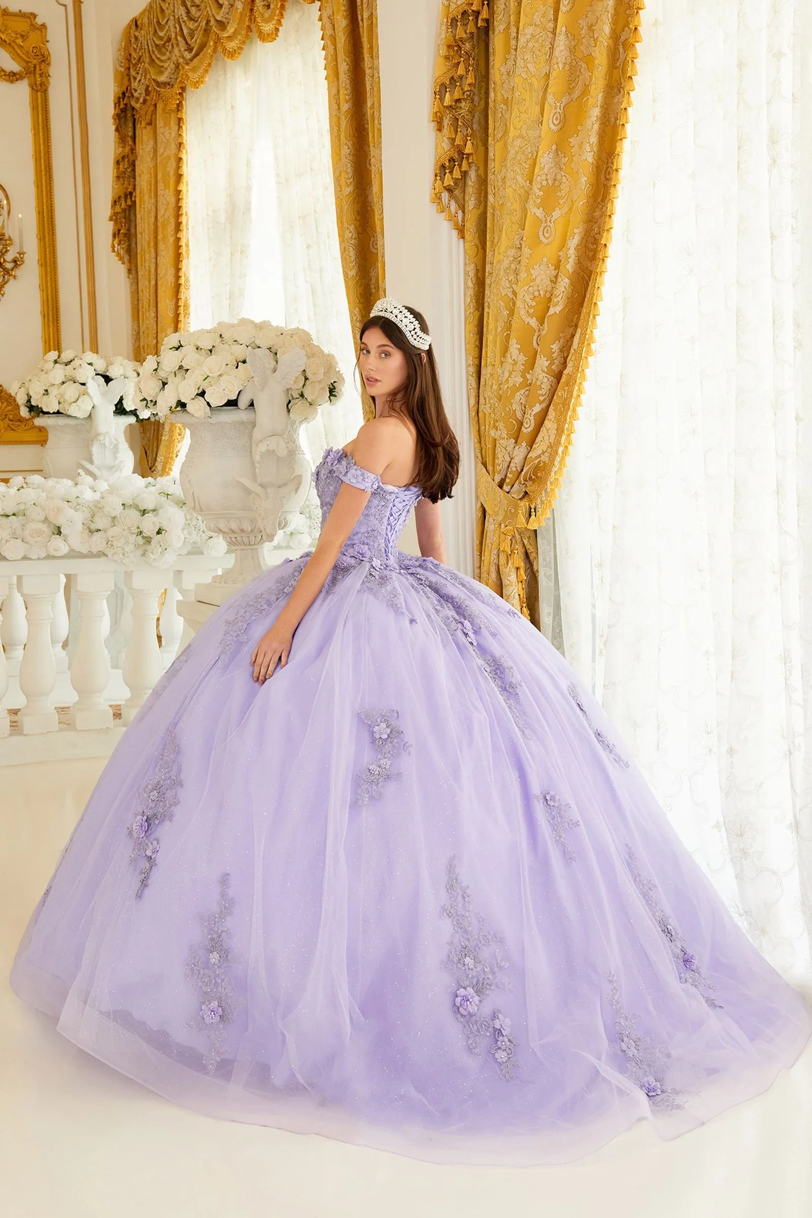 Cinderella Divine- 15702