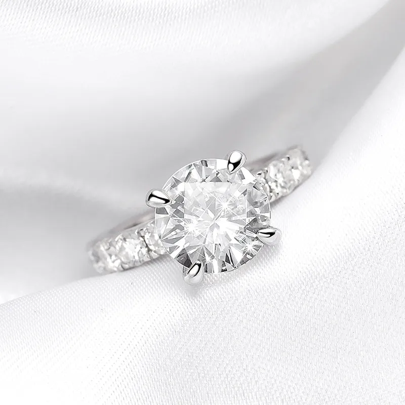 Classic 4.3 Ct Diamond Wedding Ring