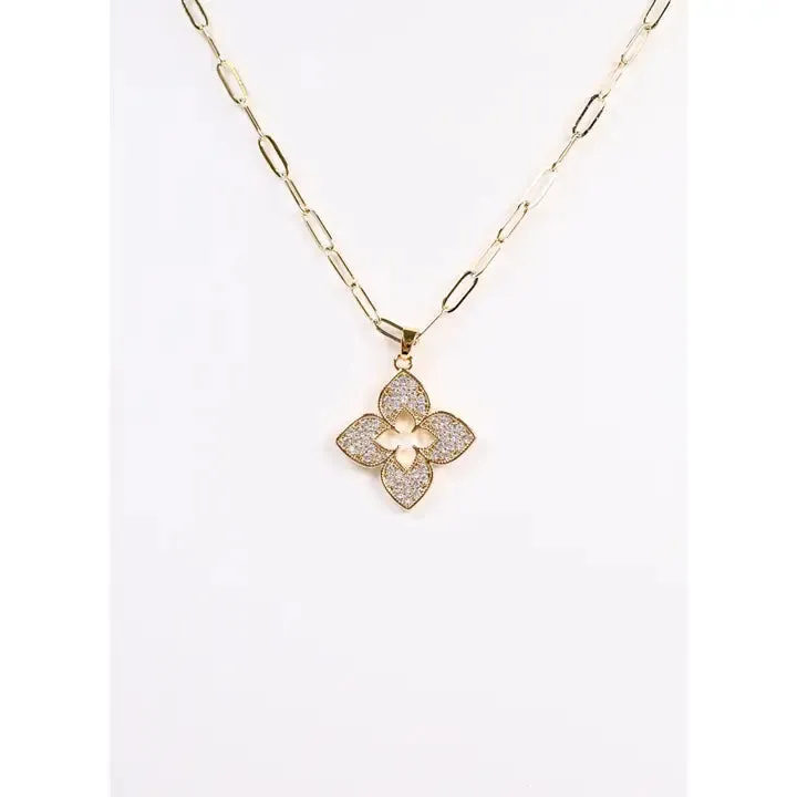 Clover Necklace