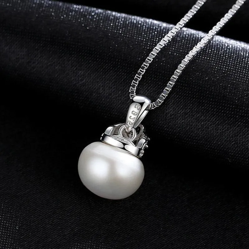 Cute Heart Crown Fresh Water Pearl Pendant Necklace