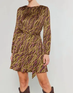 Elise Midi Pleated Dress In Olive/wine