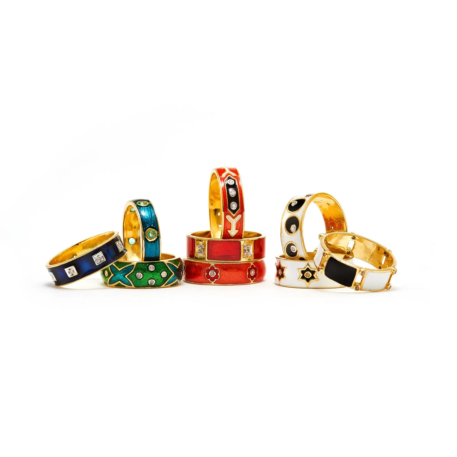 Emerald Enamel Curvee Diamond Ring
