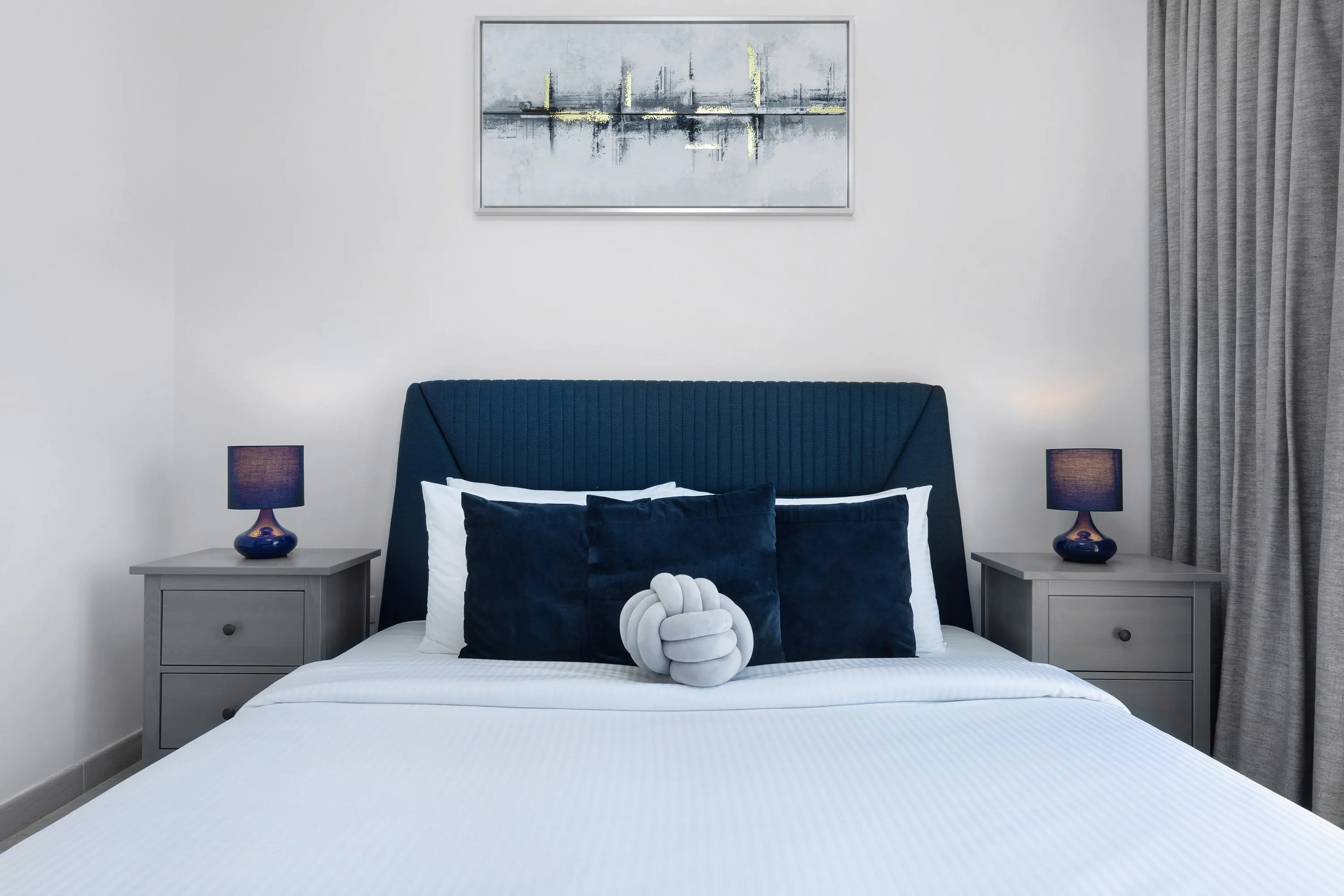 Exclusive Seaview 3BR Roof Terrace Apt with Scenic Views of Burj alArab
