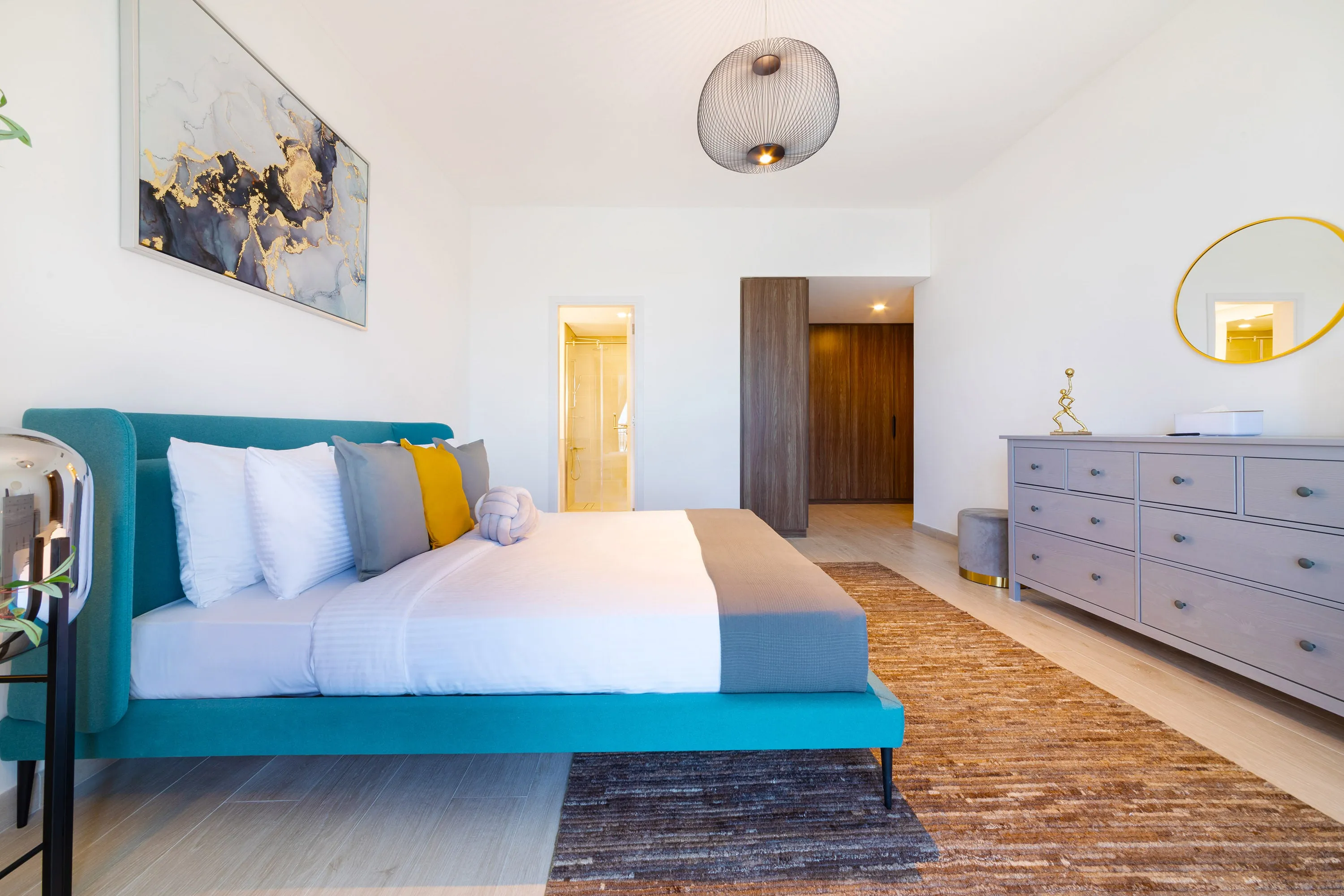 Exclusive Seaview 3BR Roof Terrace Apt with Scenic Views of Burj alArab