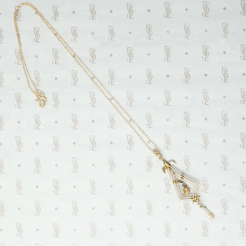 Exquisite Pearl and Diamond Lavalier Pendant
