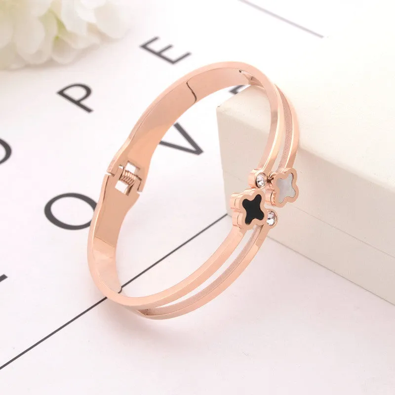 Four leaf clover Gold Plated Stainless Steel zircon bracelet Bangle for women