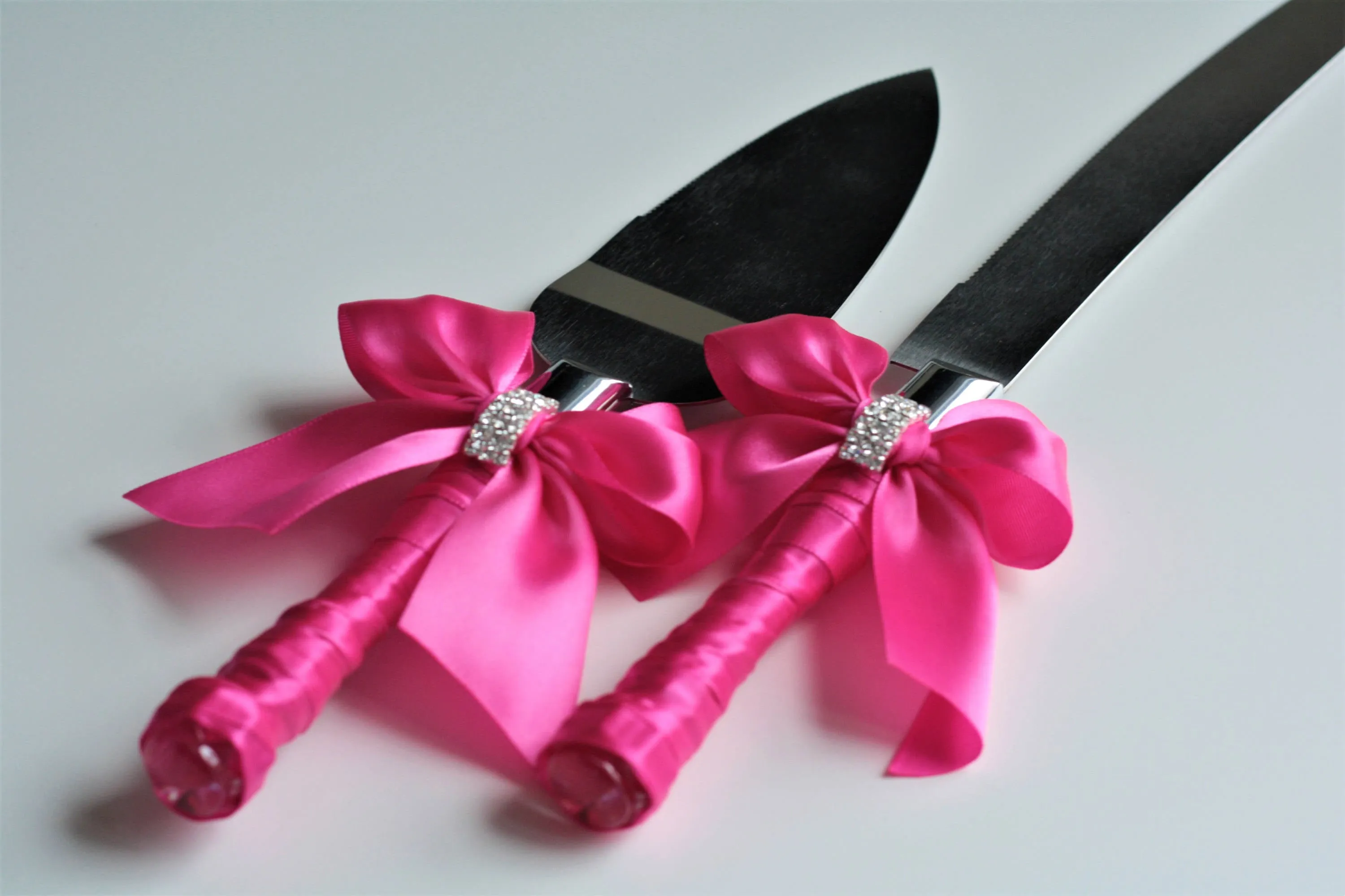 Fuchsia Cake Serving Set, Hot Pink Wedding Server Set, Cake Cutting Set
