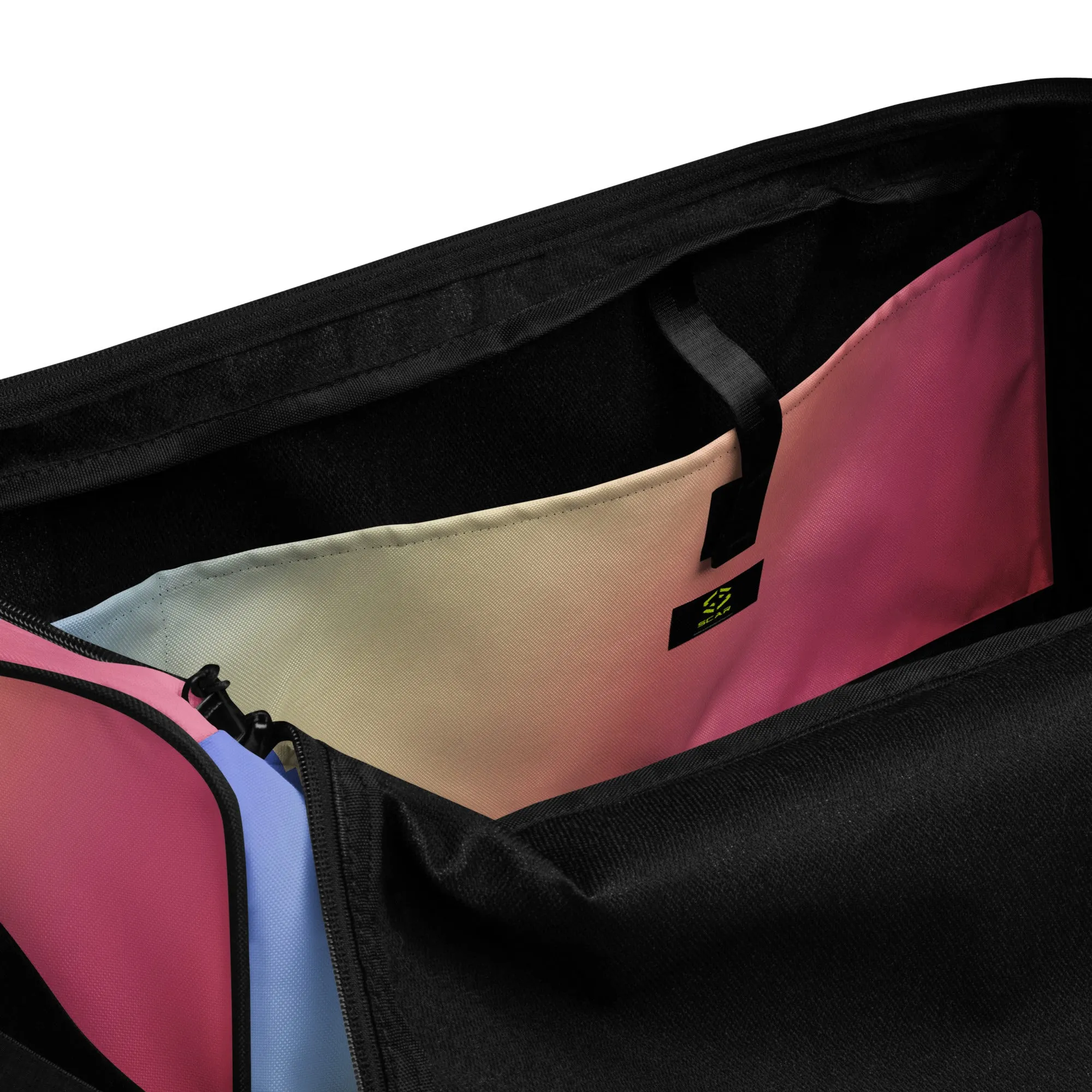Gradient Duffle Bag – Bold, Stylish & Spacious