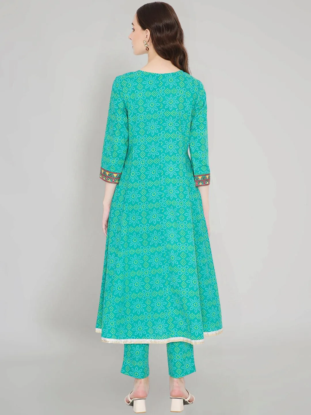 Green Cotton Printed Kurta with Embroidered Neck and Lace Inserts