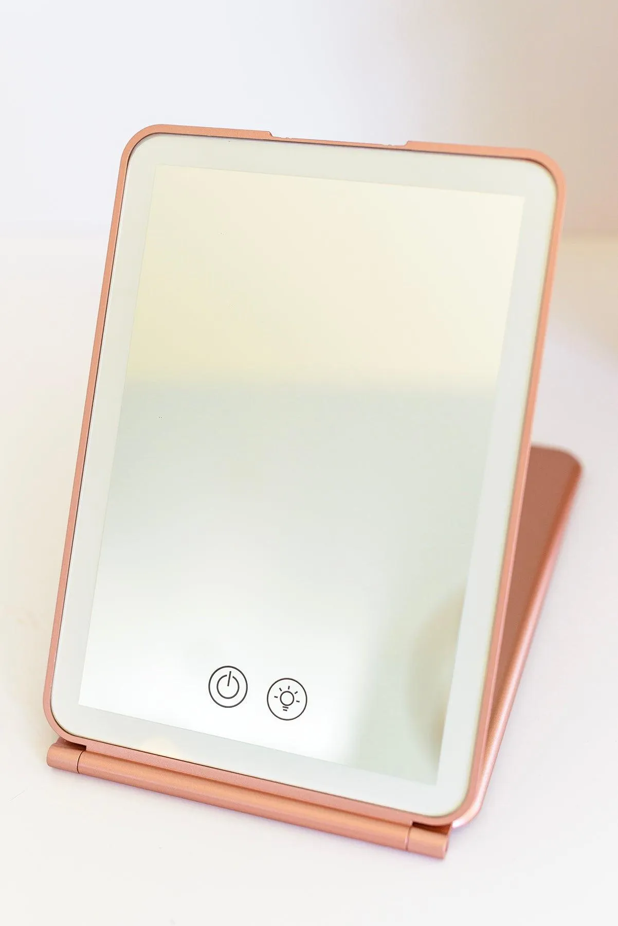 Hazel Blues® | Hello Gorgeous LED Mirror