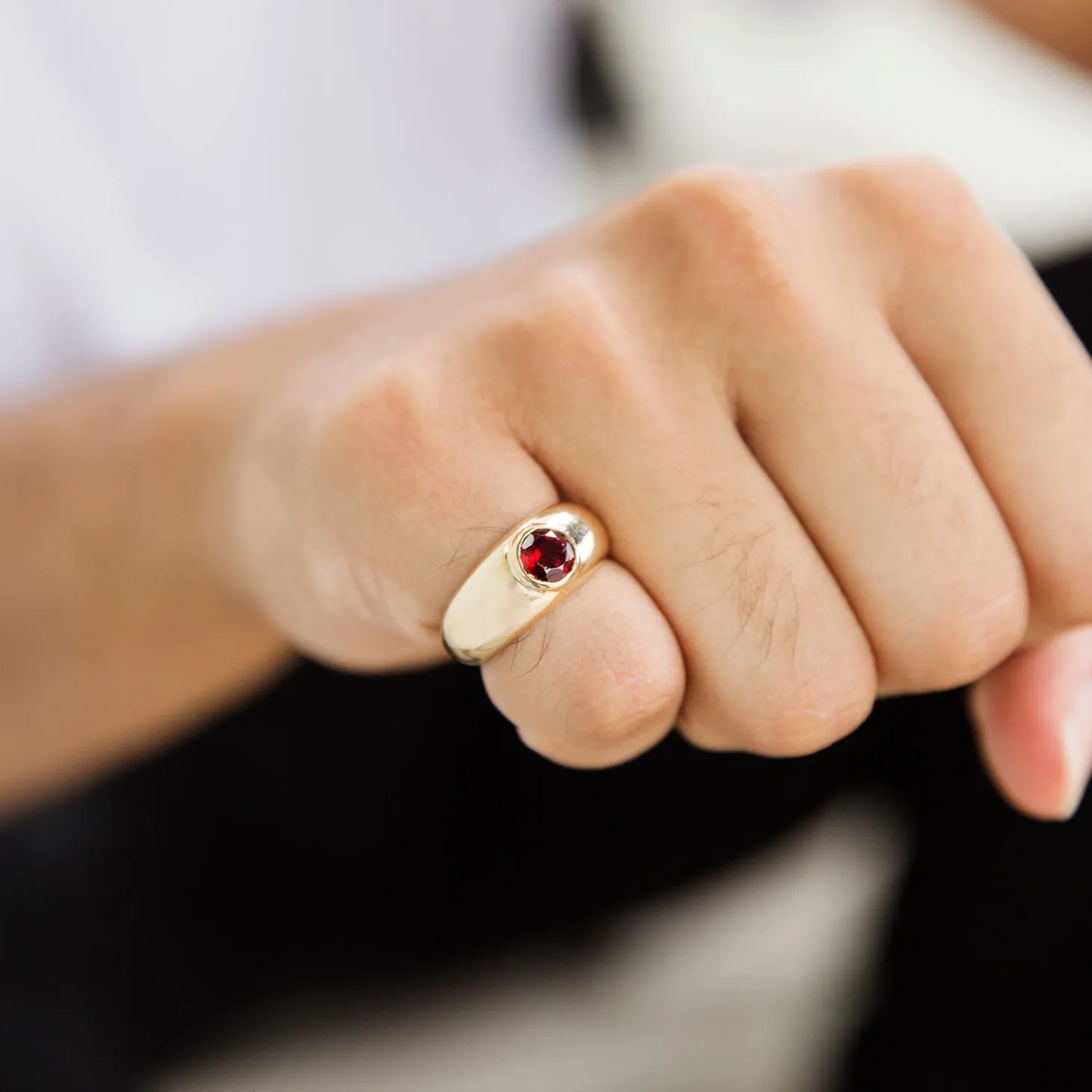 Hollis Circa 1990s Vintage Domed Garnet Ring