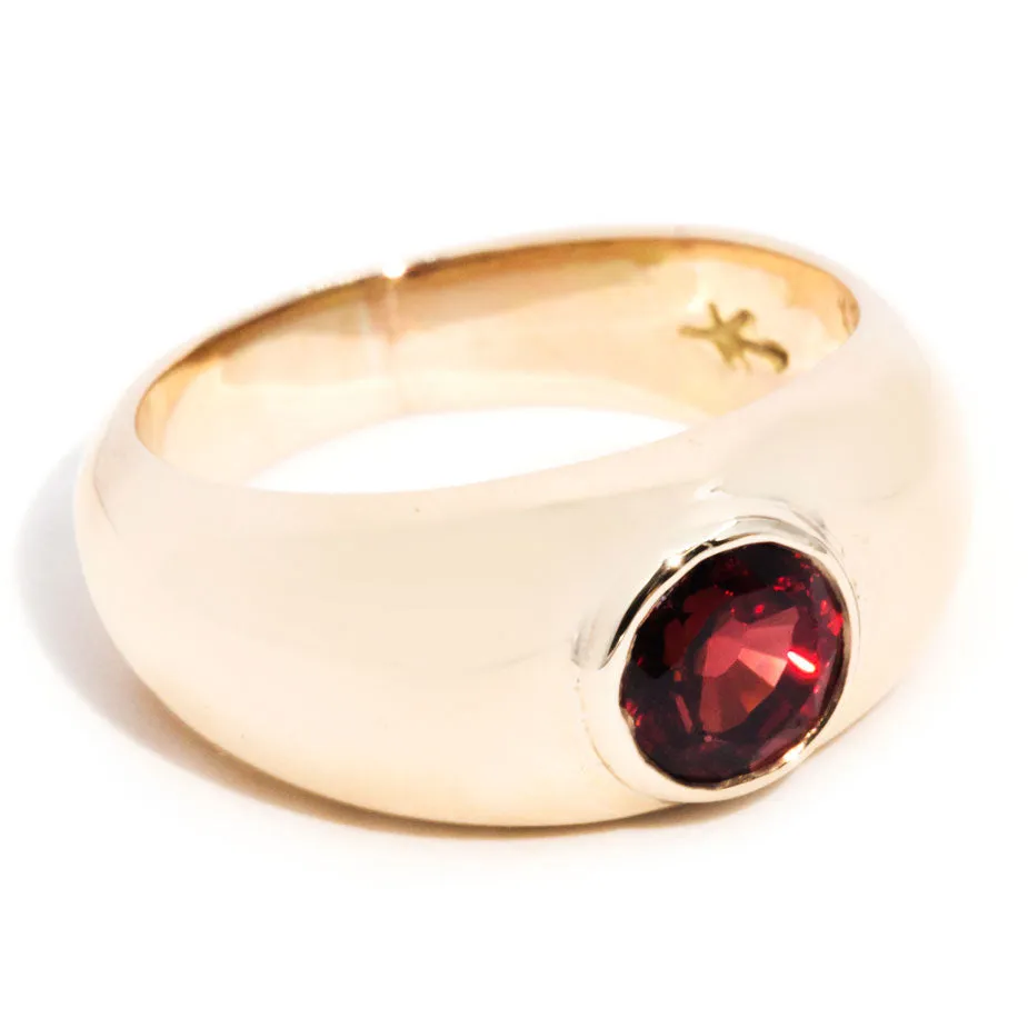 Hollis Circa 1990s Vintage Domed Garnet Ring