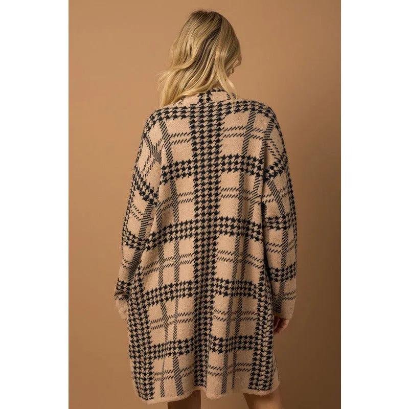 Inspiration Houndstooth Coatigan - Taupe