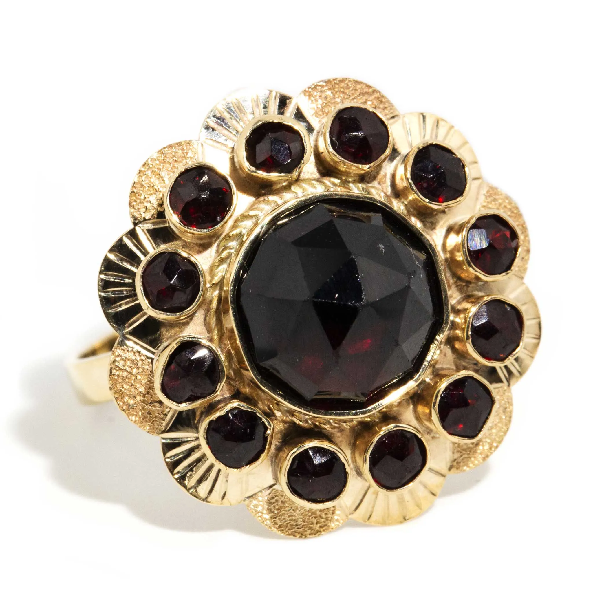 Lauren 1980s Garnet Starburst Ring 14ct Gold