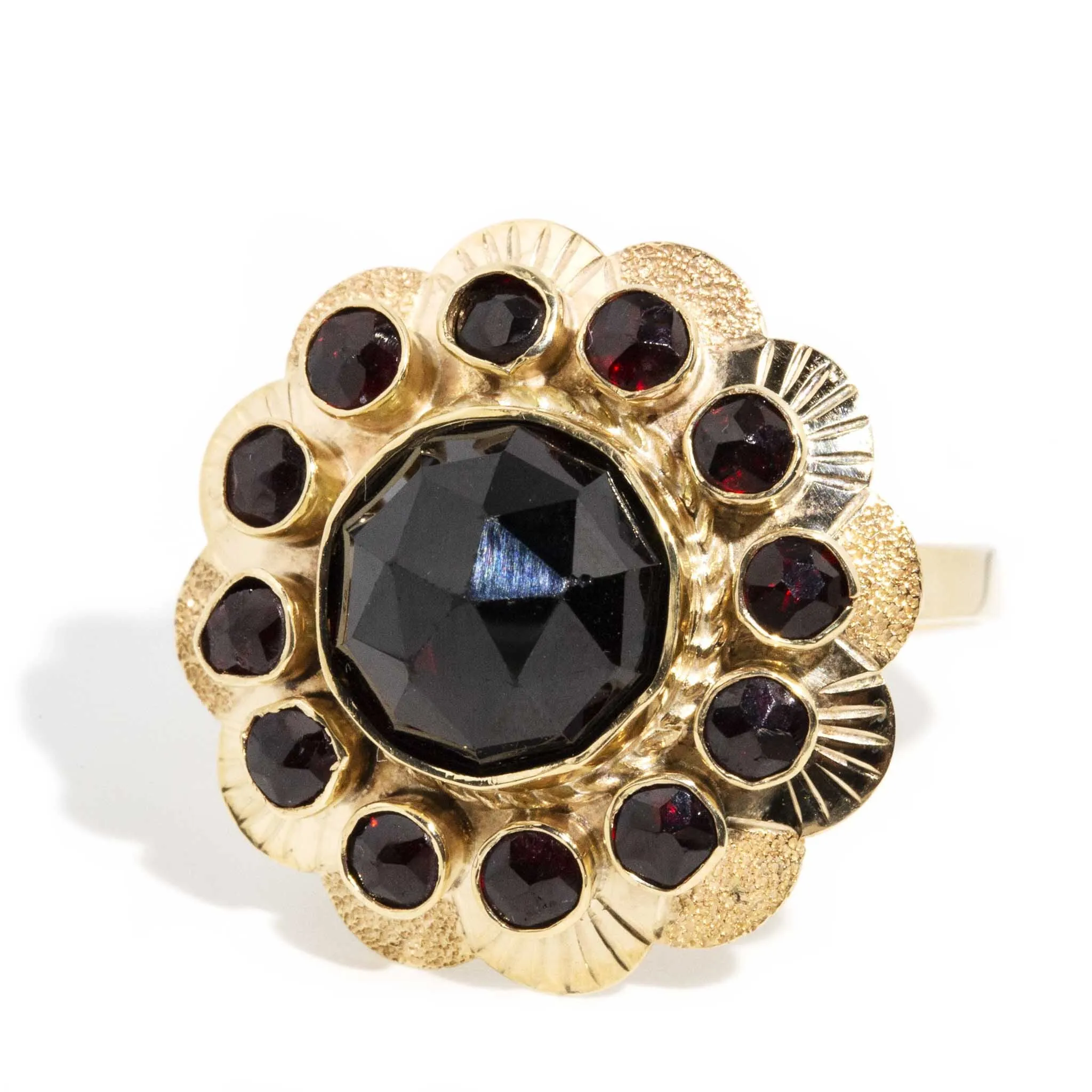 Lauren 1980s Garnet Starburst Ring 14ct Gold
