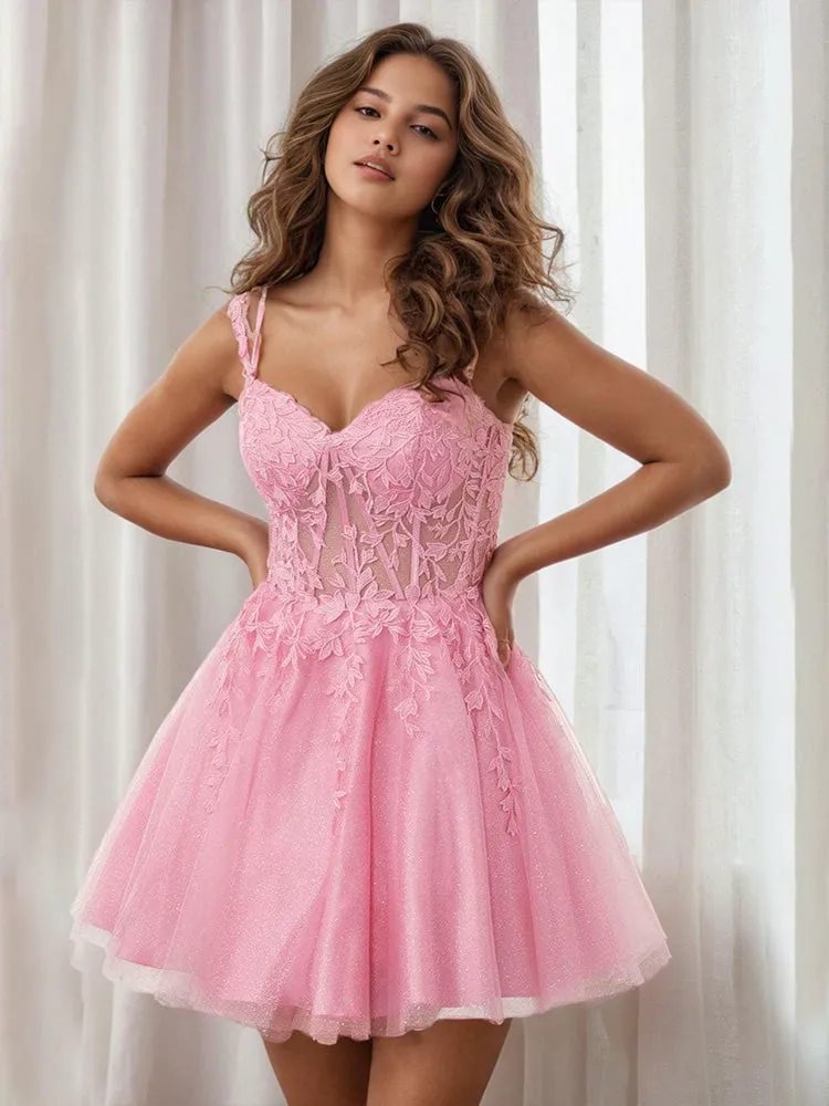Lovely Spaghetti Straps Lace Appliques Tulle Homecoming Dresses