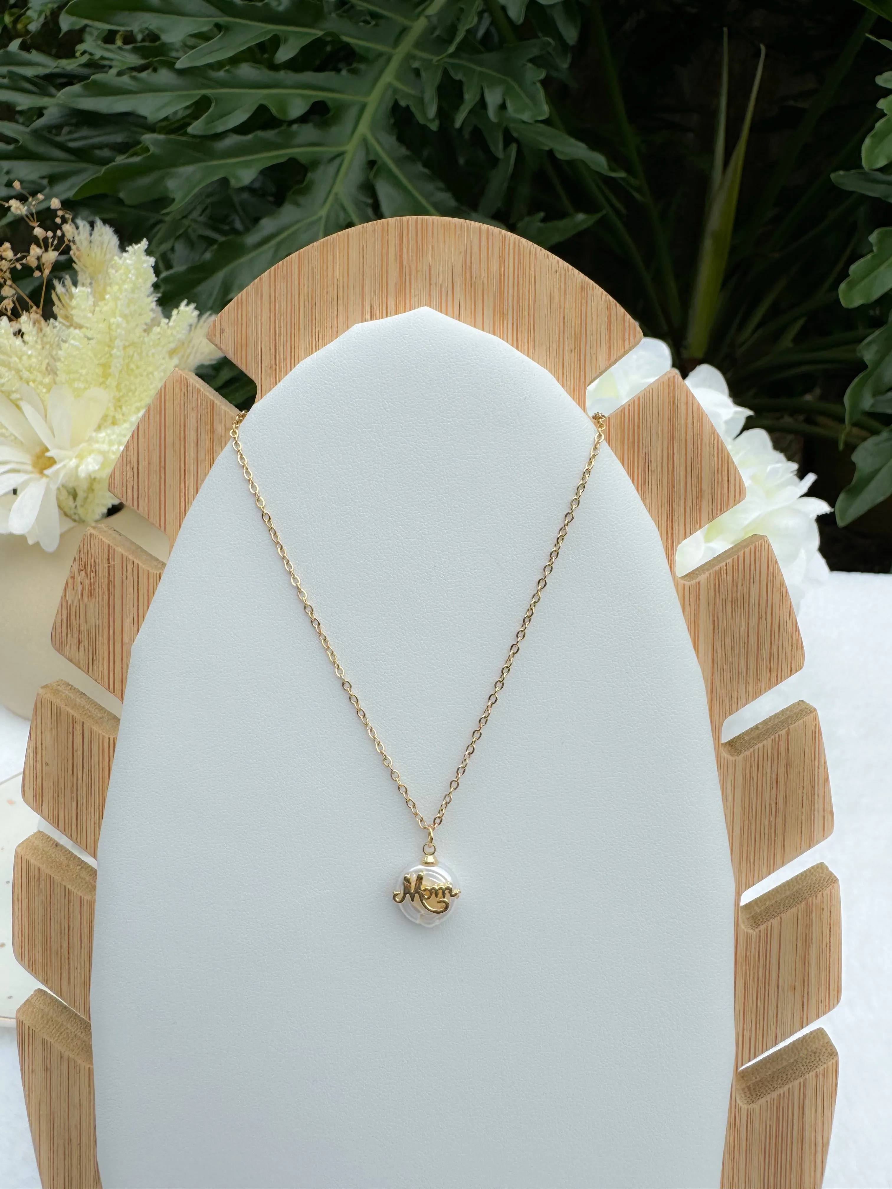 Mom necklace
