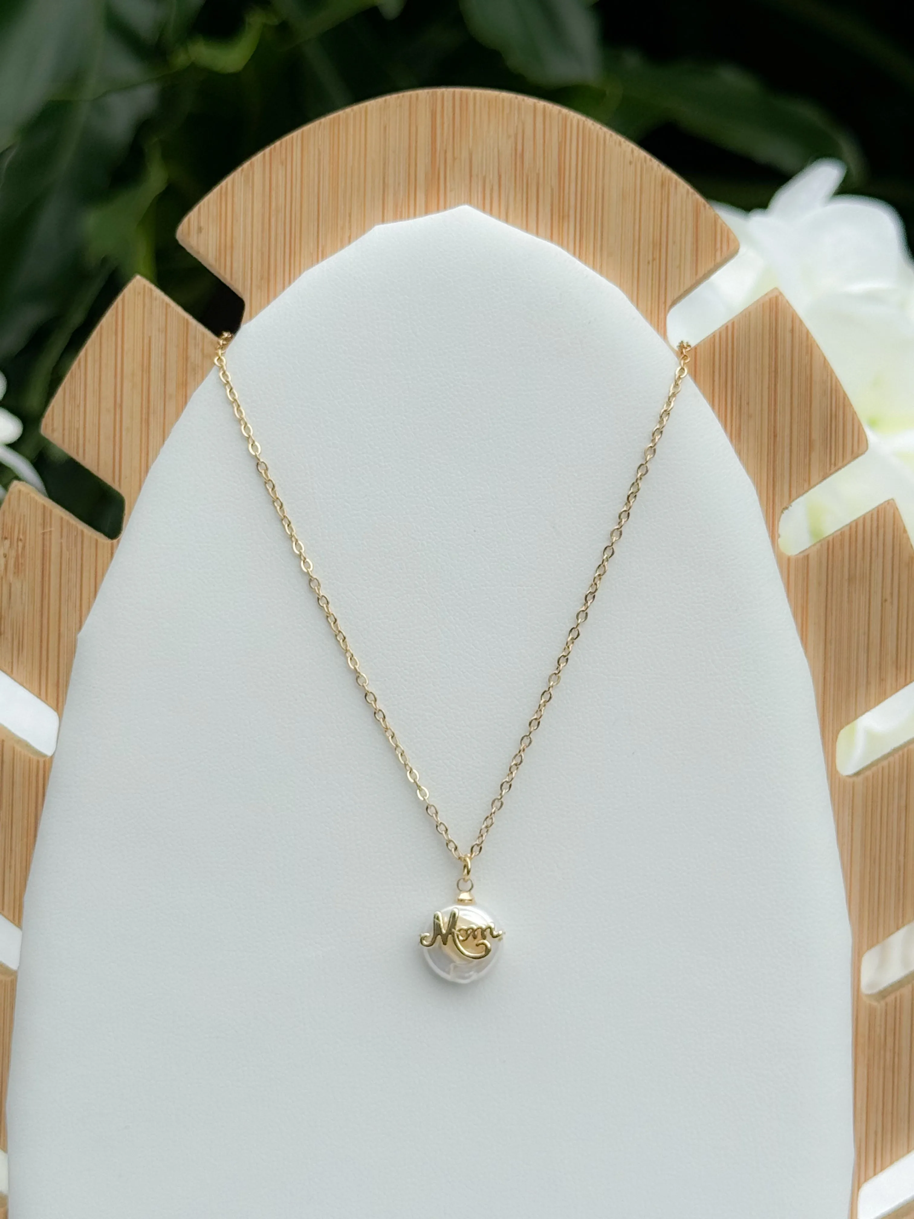 Mom necklace