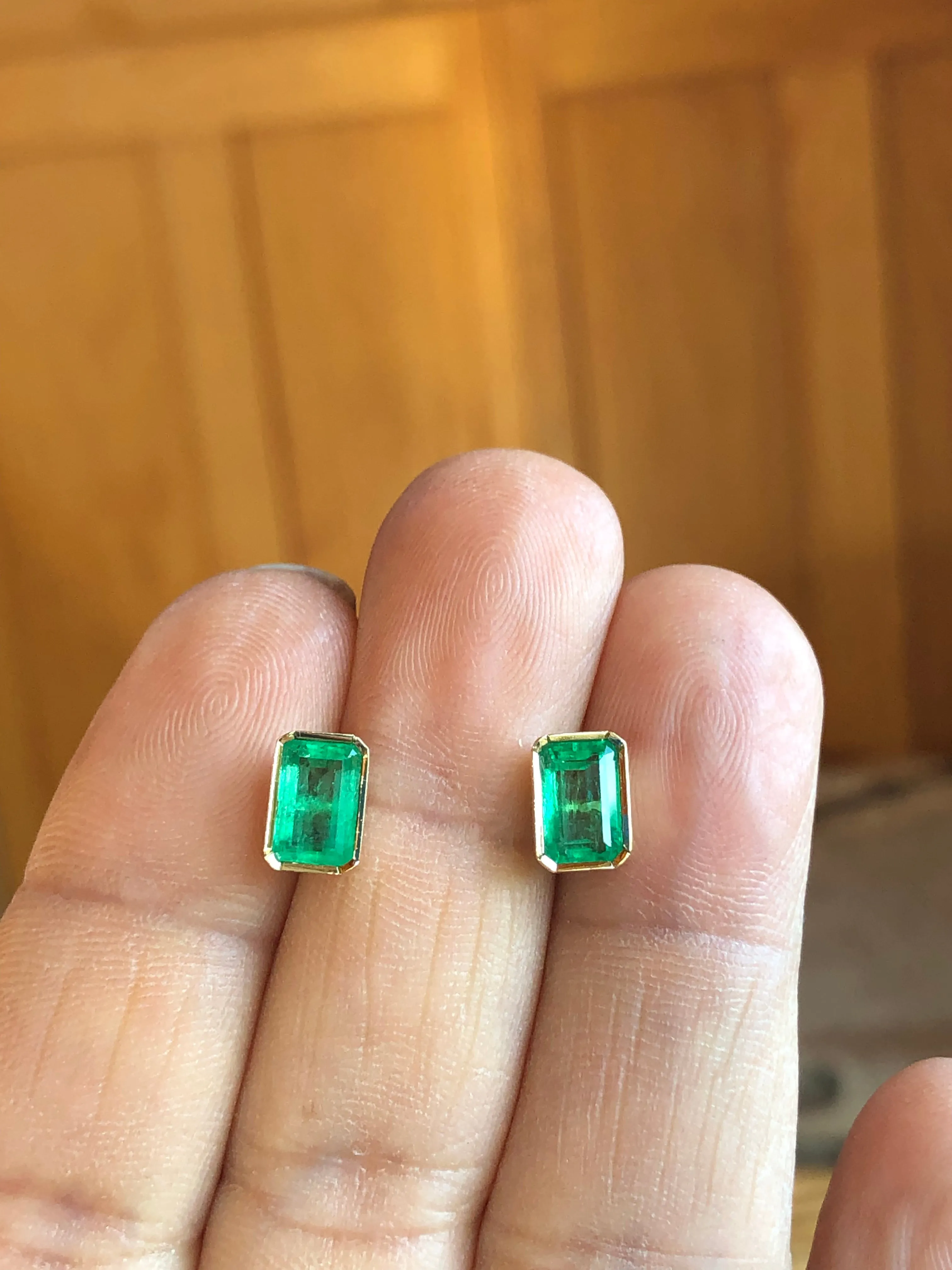 Natural Emerald Stud Earrings 18 Karat Yellow Gold