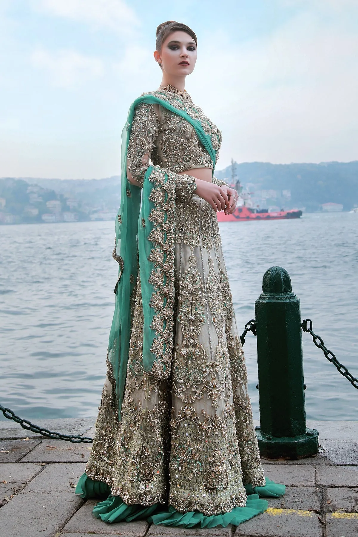 Pakistani Walima Lehenga Choli Dupatta Dress #BS903
