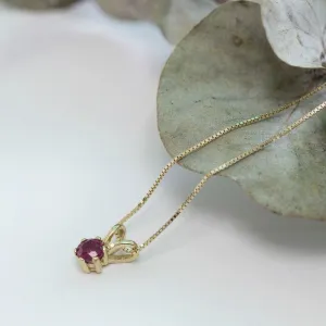 Rabbit pendant with ruby stone 4 mm