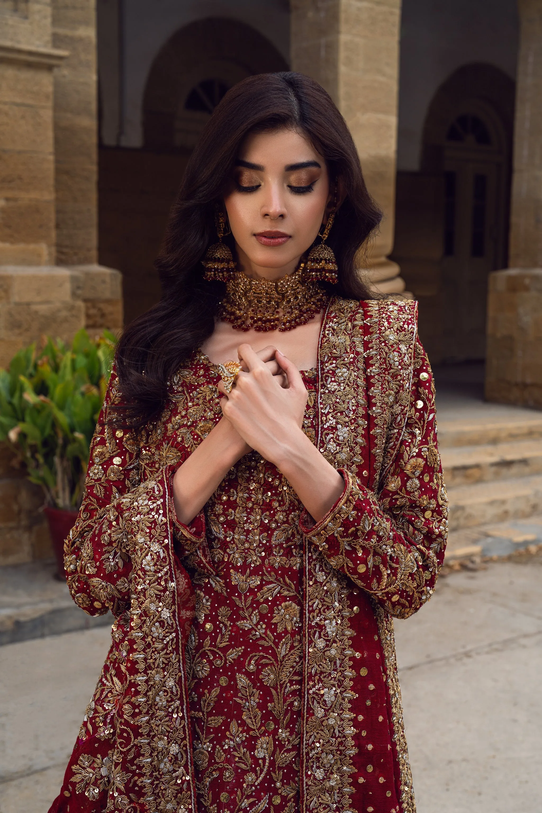 Red Bridal Lehenga and Kameez Pakistani Wedding Dress
