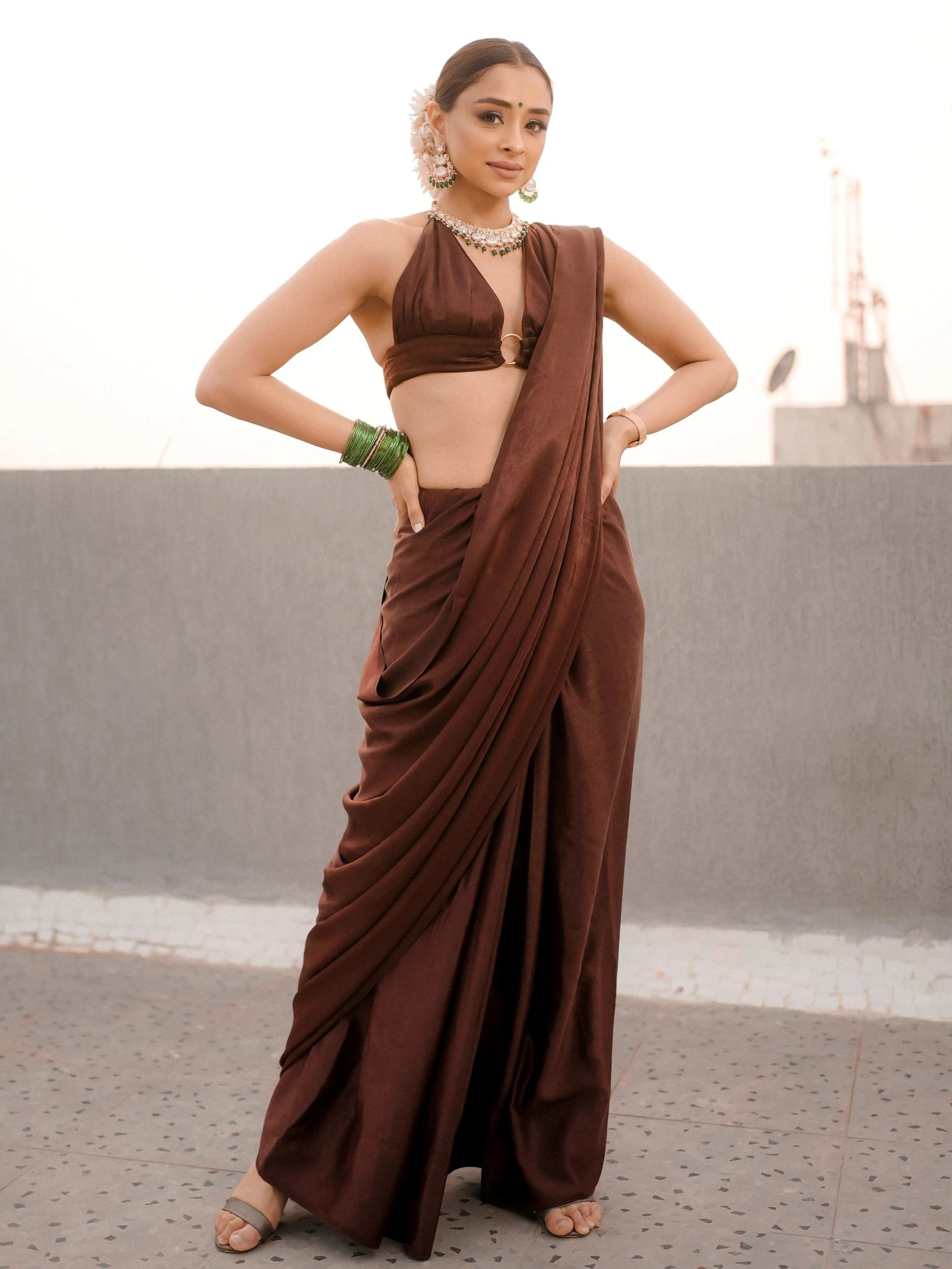 Romano Coffee Posh Saree with Diamonds and Blouse Fabric