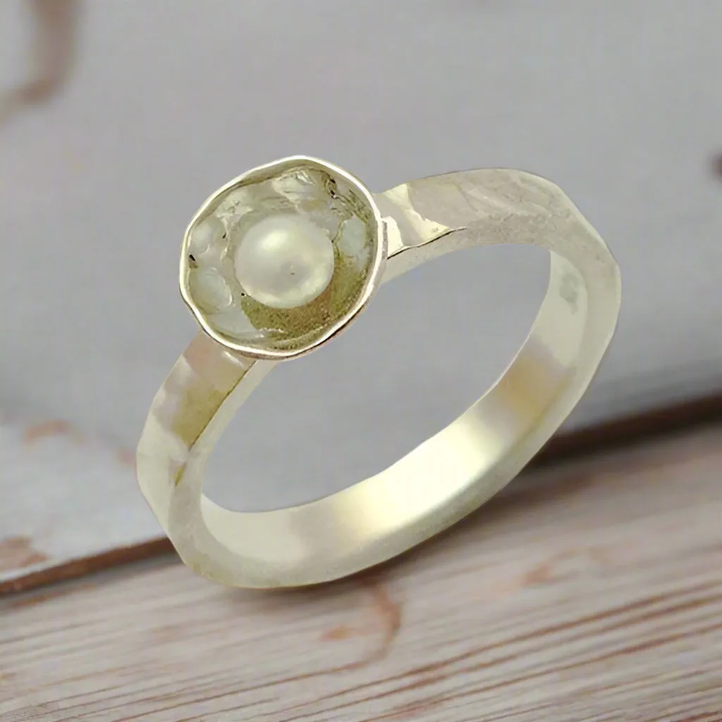 Rose Gold Pearl Hammered Ring - Delicate.