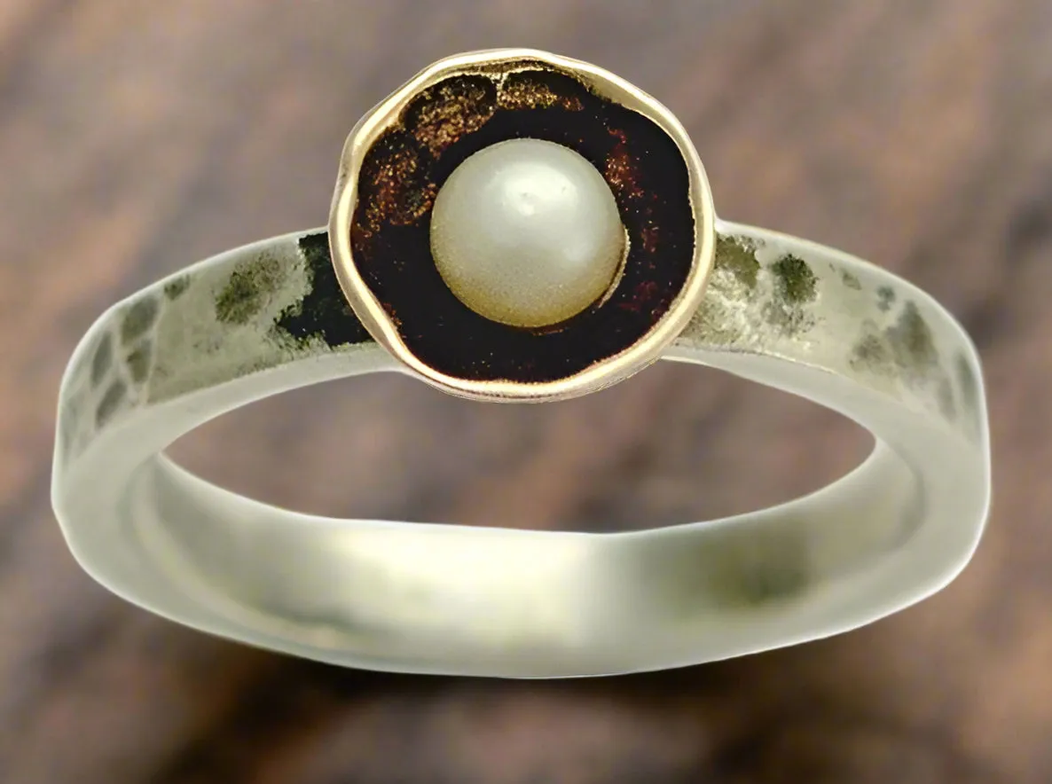 Rose Gold Pearl Hammered Ring - Delicate.