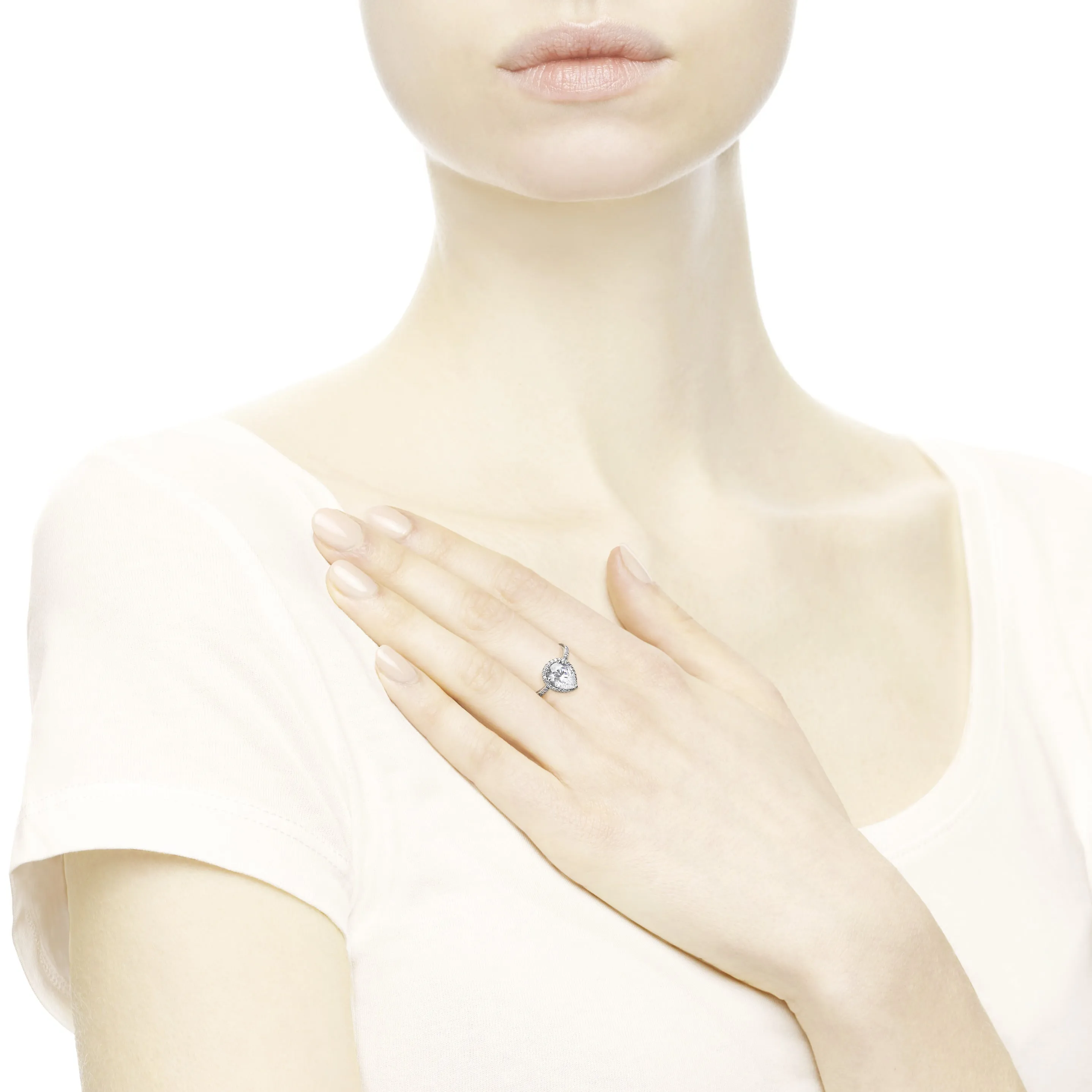 Silver ring with clear cubic zirconia