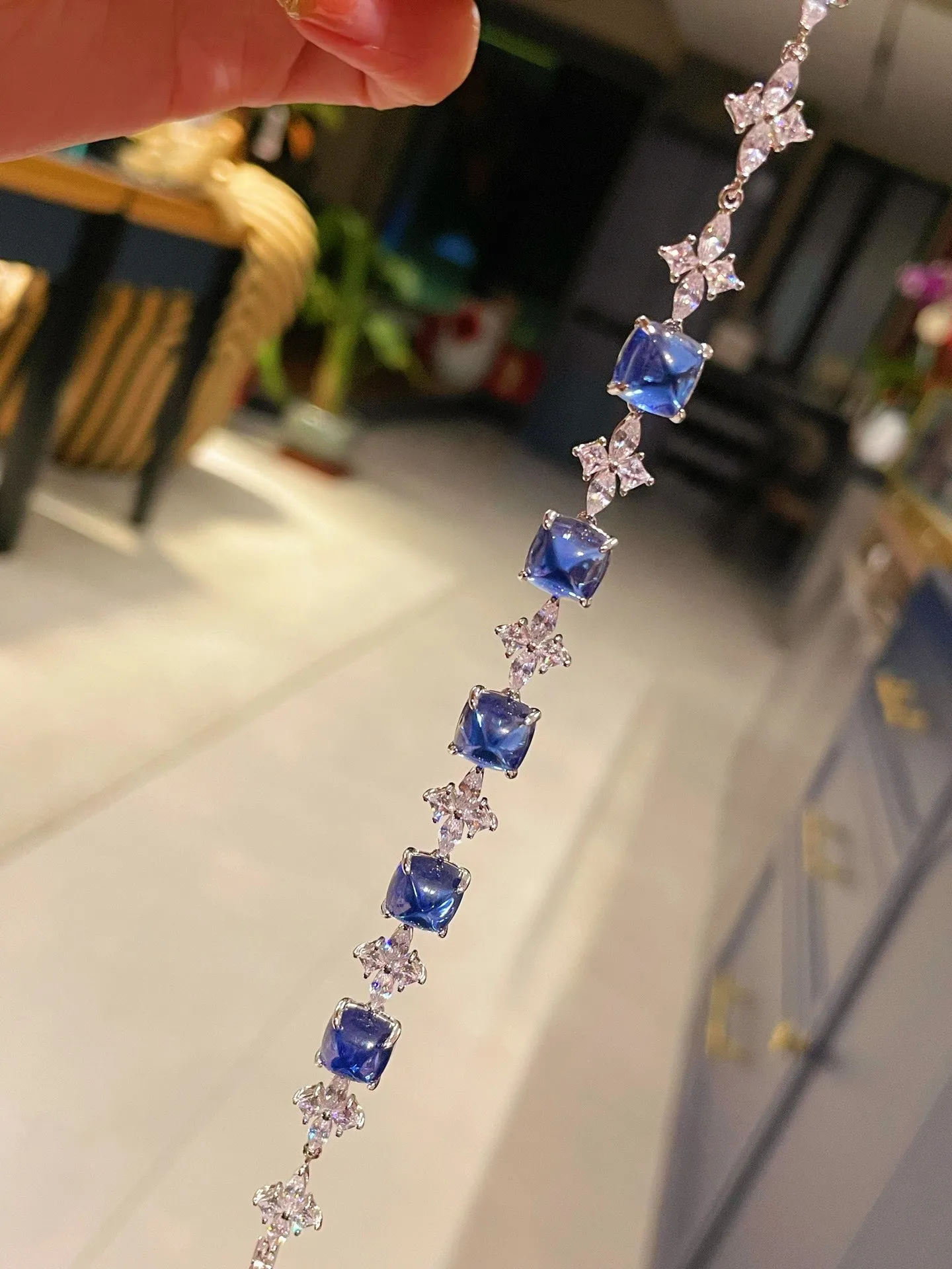 Sparkling Blue Sapphire Sugarloaf Bracelet