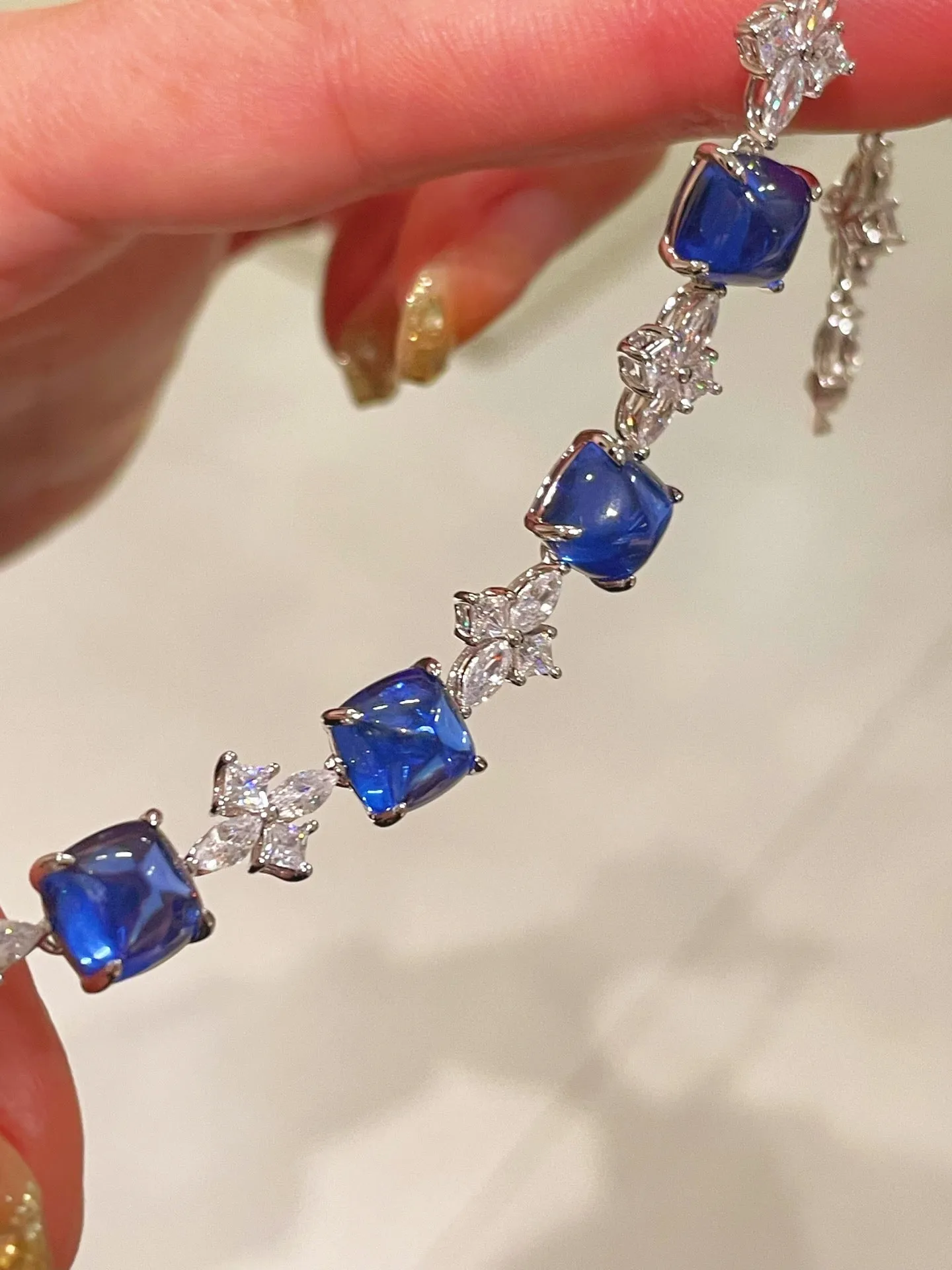 Sparkling Blue Sapphire Sugarloaf Bracelet