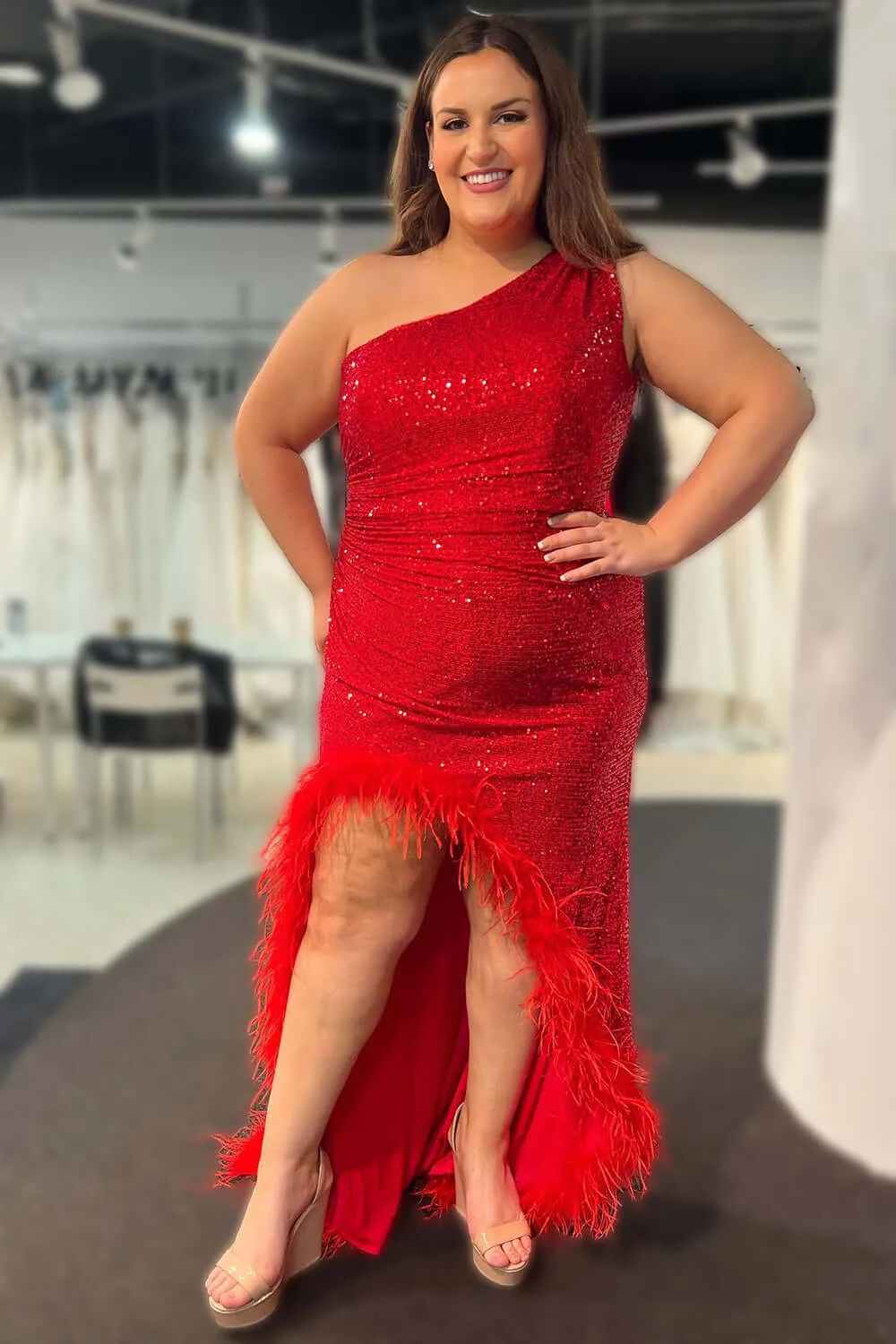 Sparkly One Shoulder Burgundy Plus Size Prom Dresses 2024 Sequins Long with Feathers