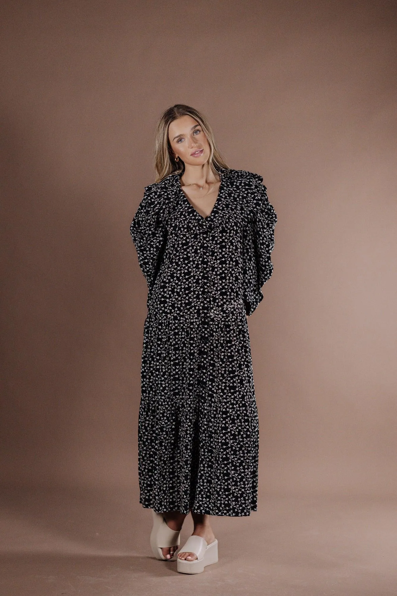 Sweetie Maxi Dress in Black