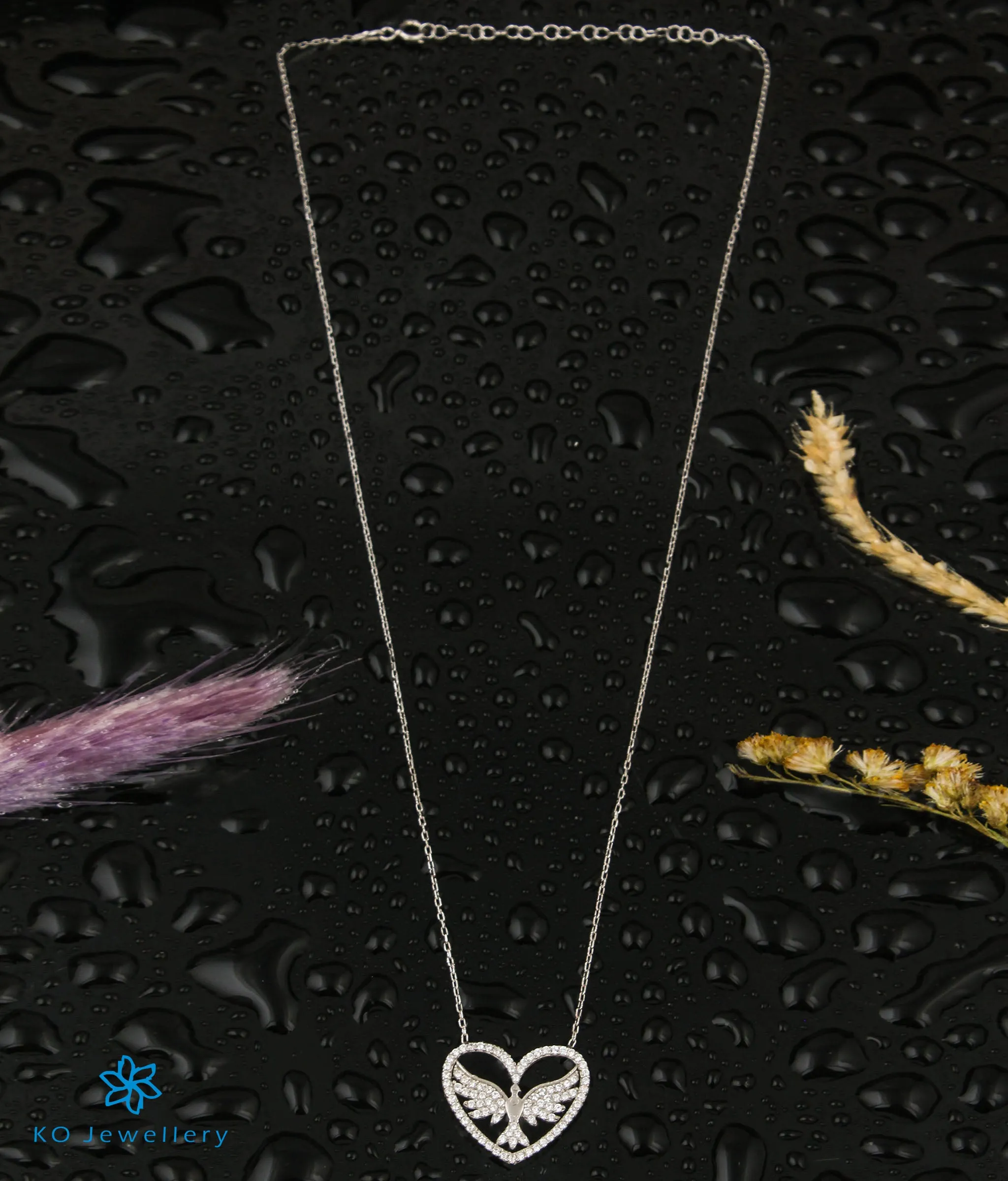 The Dove Silver Necklace