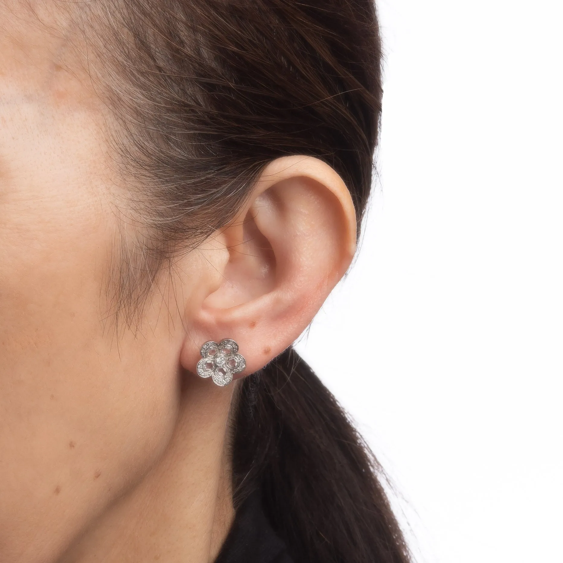 Tiffany & Co Enchant Flower Earrings Estate Platinum Fine Signed Jewelry Studs