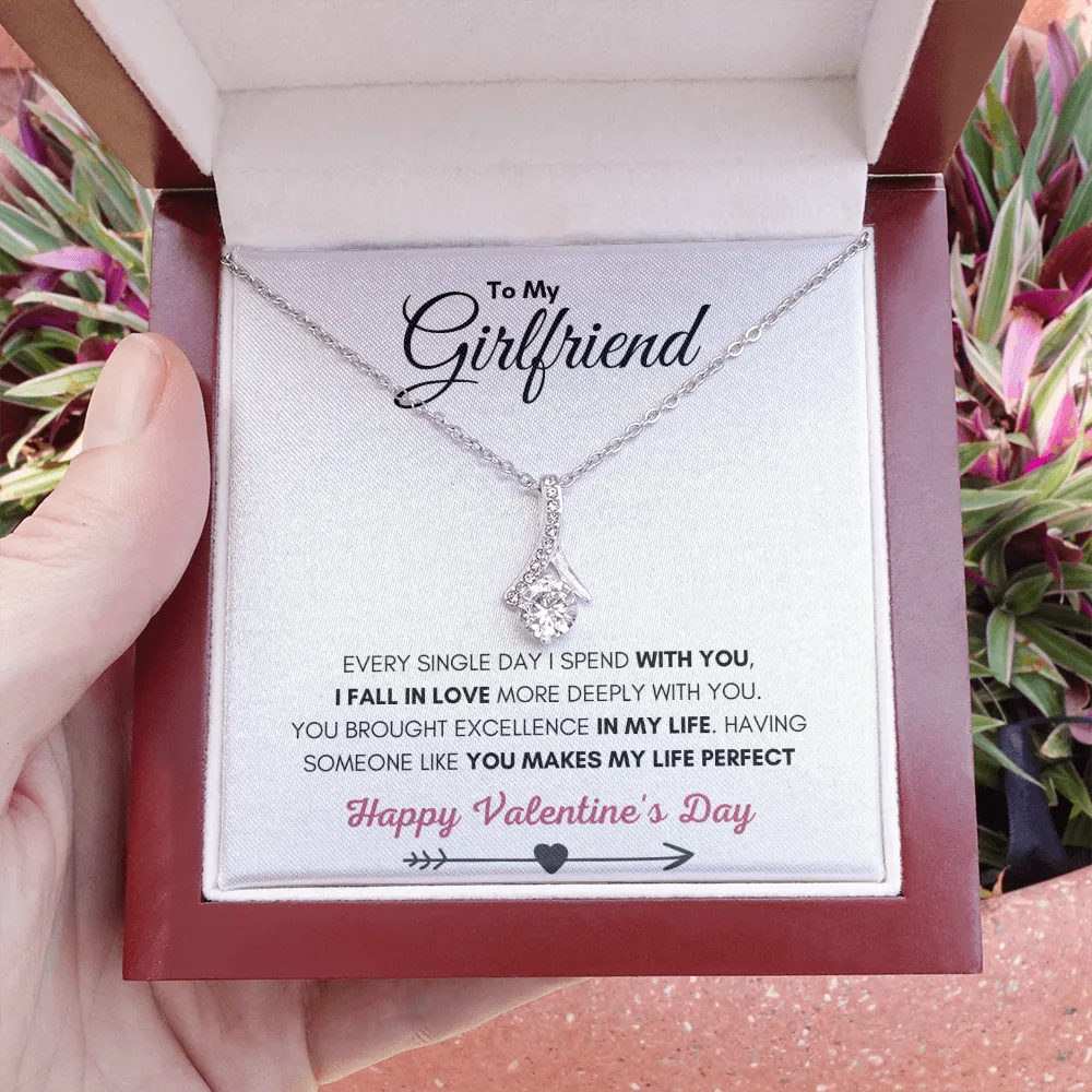 To My Girlfriend | Alluring Necklace💓